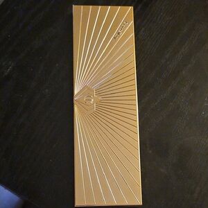 Pillow Talk Instant Eye Shadow Palette